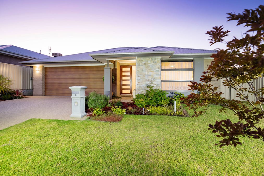 6 Gurney Crescent, Wodonga, VIC, 3690 - Image 2