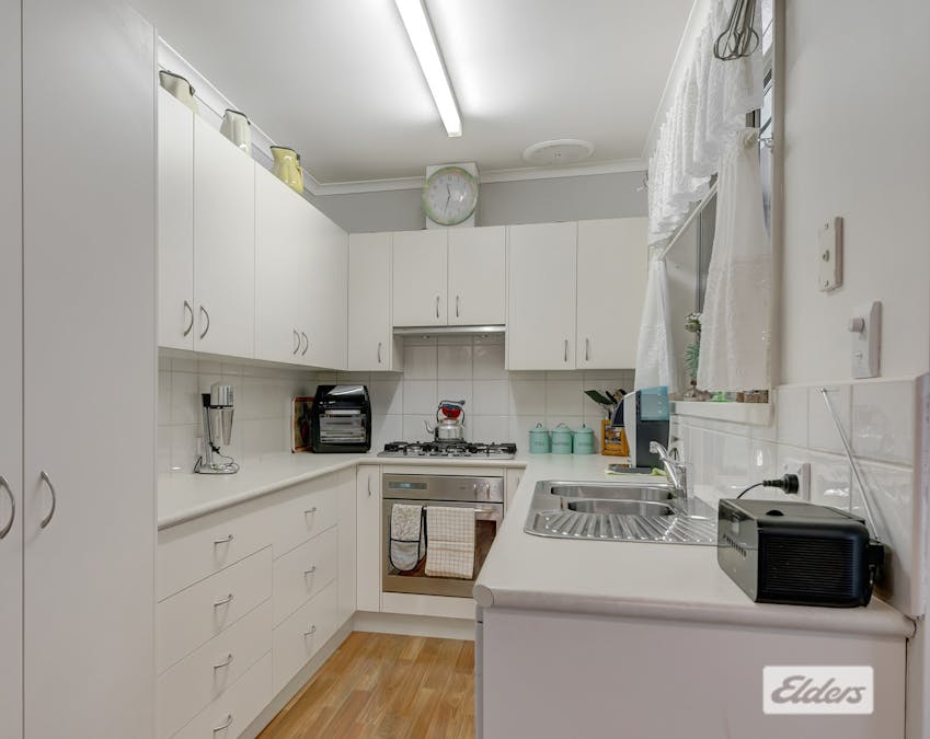 14 Warsaw Crescent, Wodonga, VIC, 3690 - Image 2