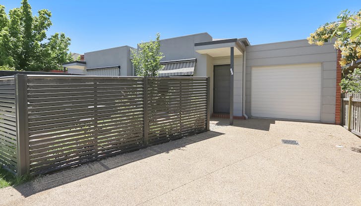 876 Frauenfelder Street, Albury, NSW, 2640 - Image 1