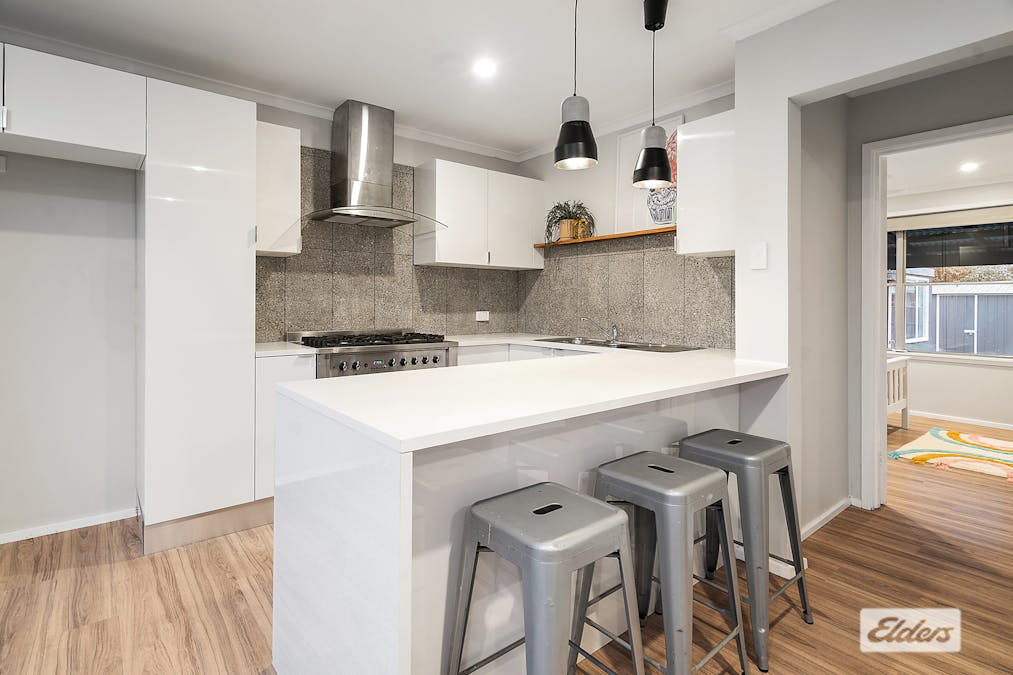 37 Anderson Street, Wodonga, VIC, 3690 - Image 2