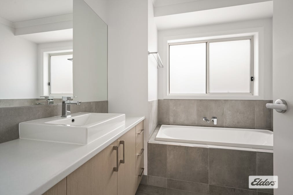 48 Ledbury Circuit, Wodonga, VIC, 3690 - Image 13