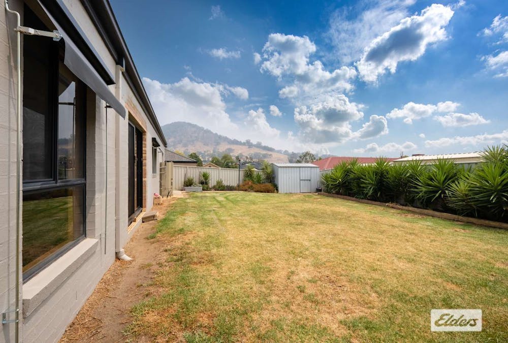 2 Lucas Court, West Wodonga, VIC, 3690 - Image 10