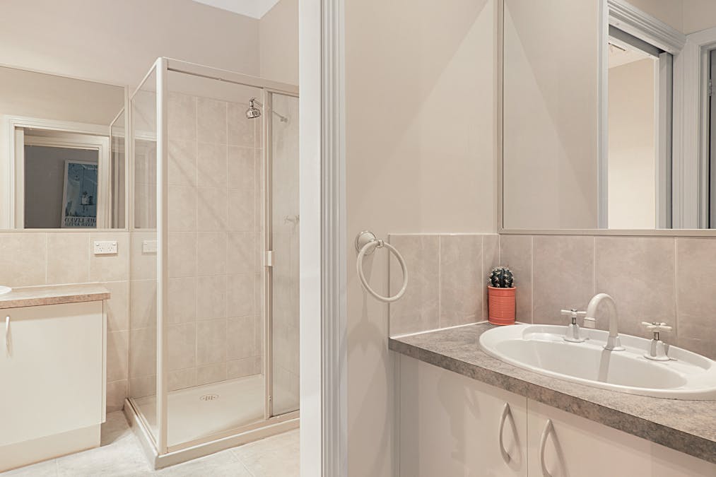 18 Jevington Drive, Wodonga, VIC, 3690 - Image 13