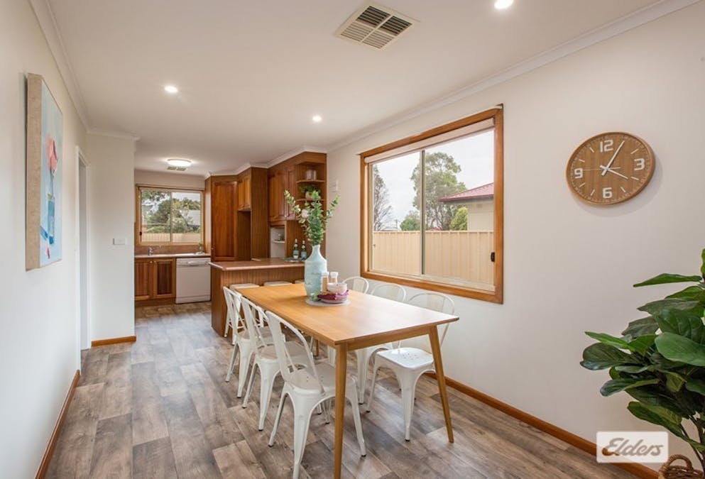 1036 Calimo Street, North Albury, NSW, 2640 - Image 3