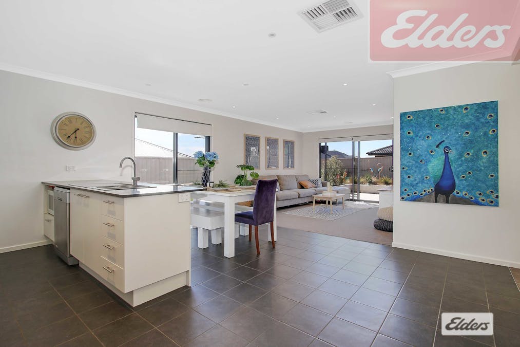 25 Gurney Crescent, Wodonga, VIC, 3690 - Image 3