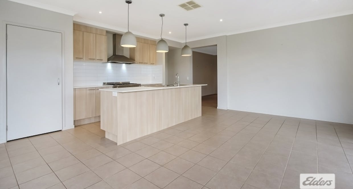 41 Rogers Avenue, Wodonga, VIC, 3690 - Image 2