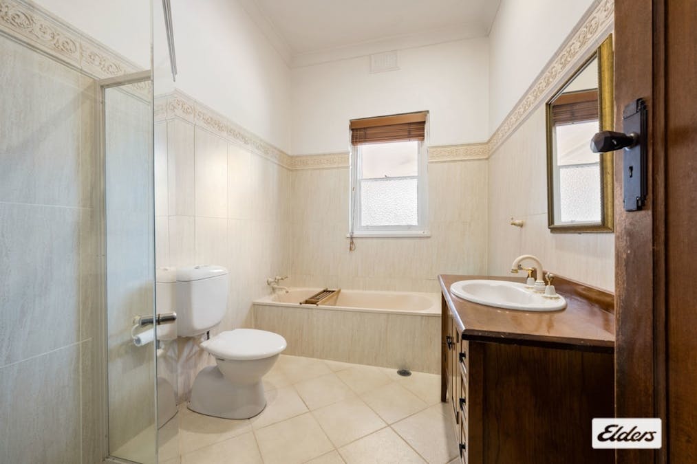 185-187 Federation Avenue, Corowa, NSW, 2646 - Image 9
