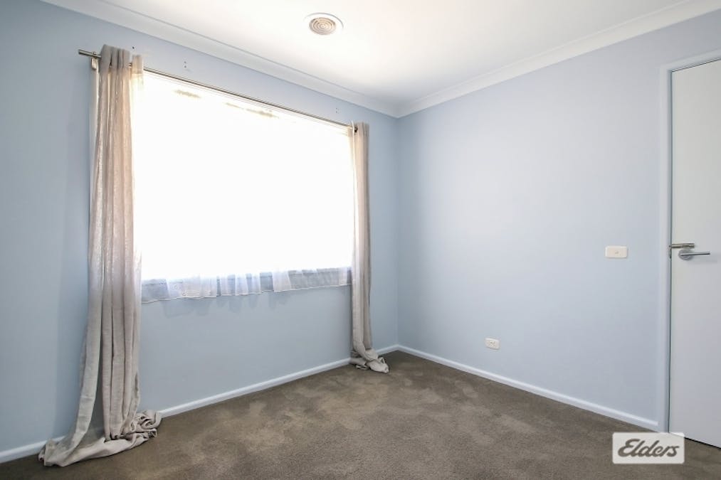 923 Padman Drive, West Albury, NSW, 2640 - Image 11