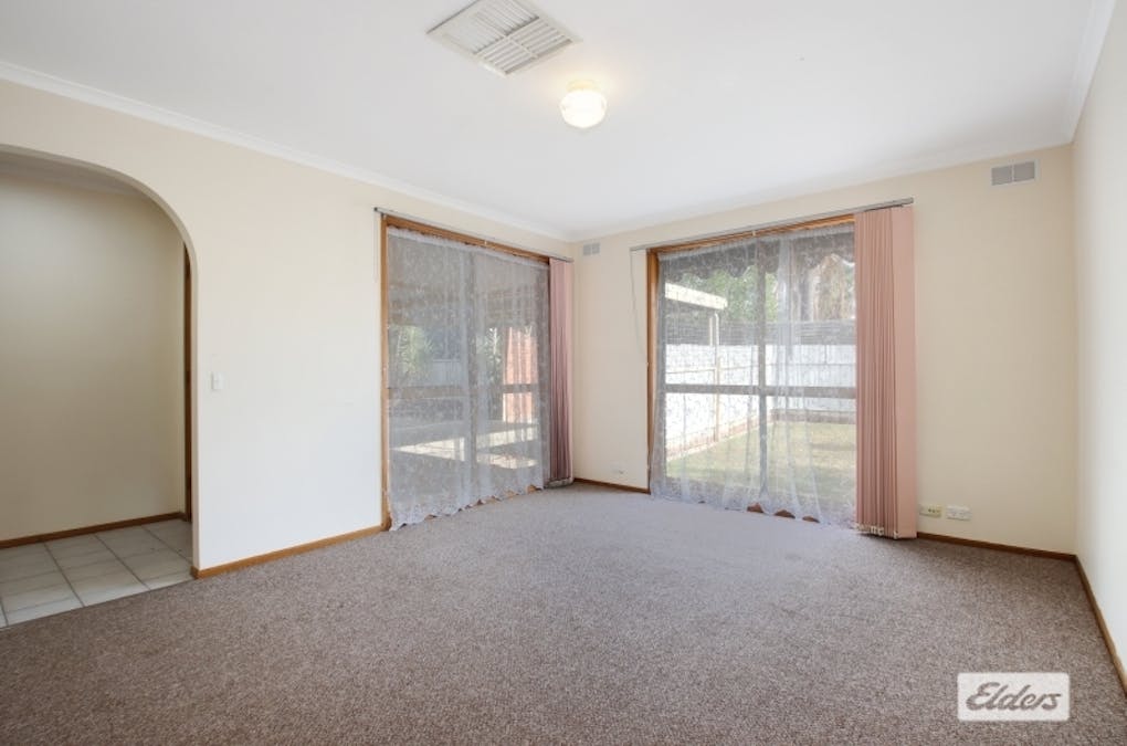 6 Hales Court, West Wodonga, VIC, 3690 - Image 2