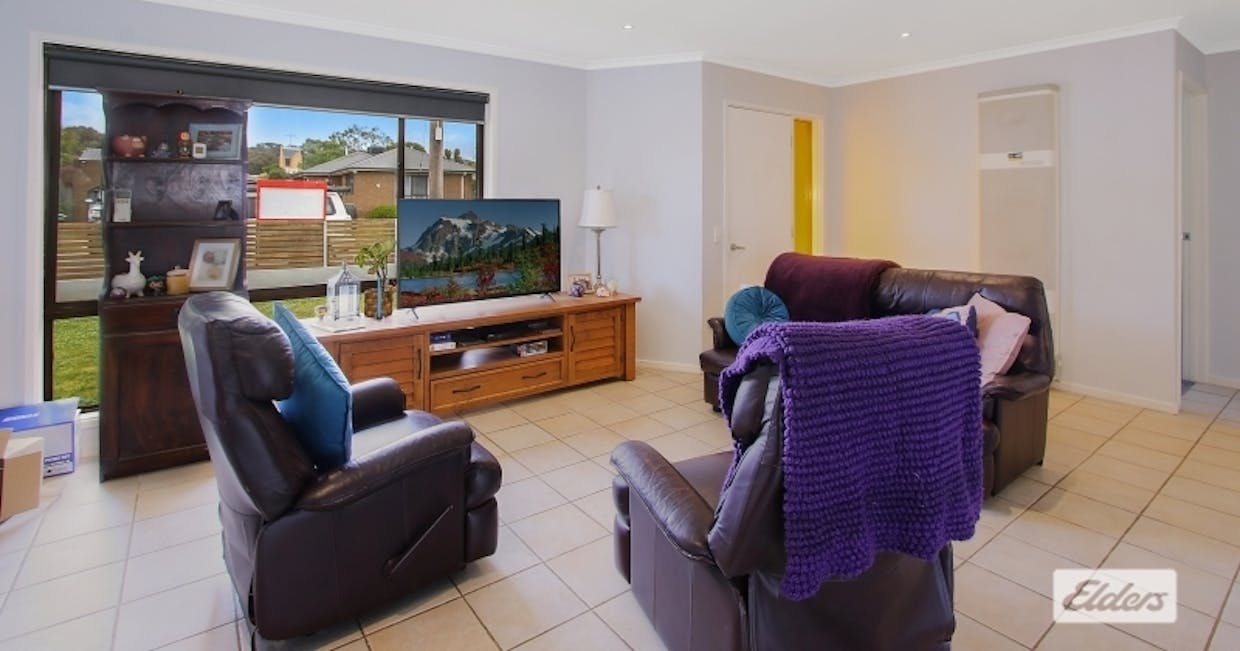 9 Jasper Close, Wodonga, VIC, 3690 - Image 2