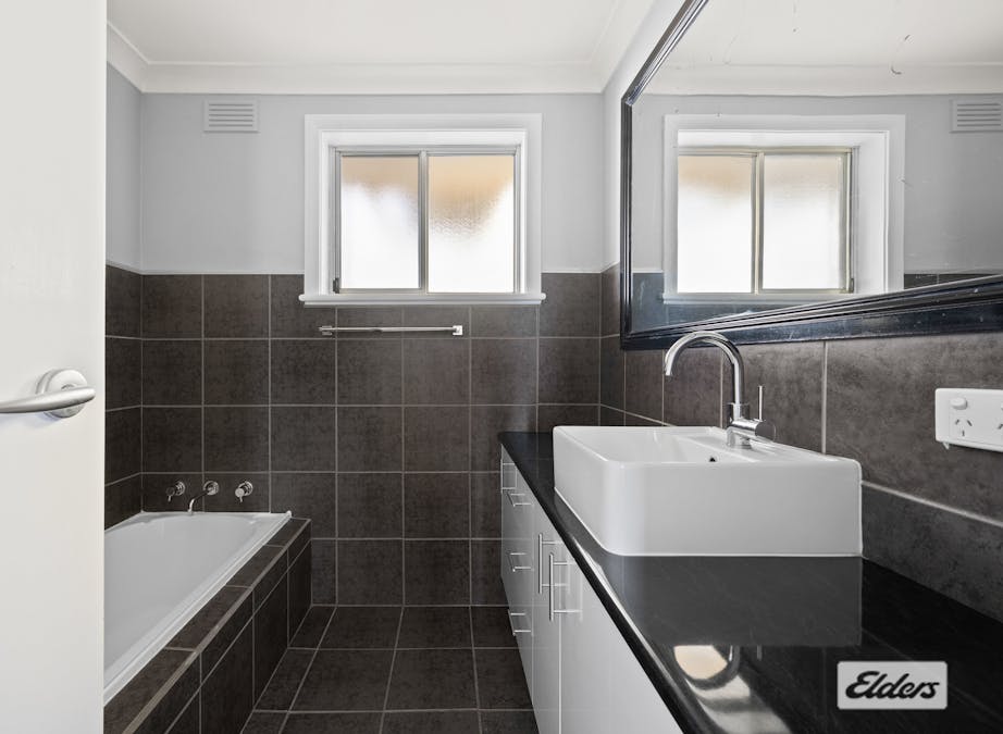 315 Lawrence Street, Wodonga, VIC, 3690 - Image 7