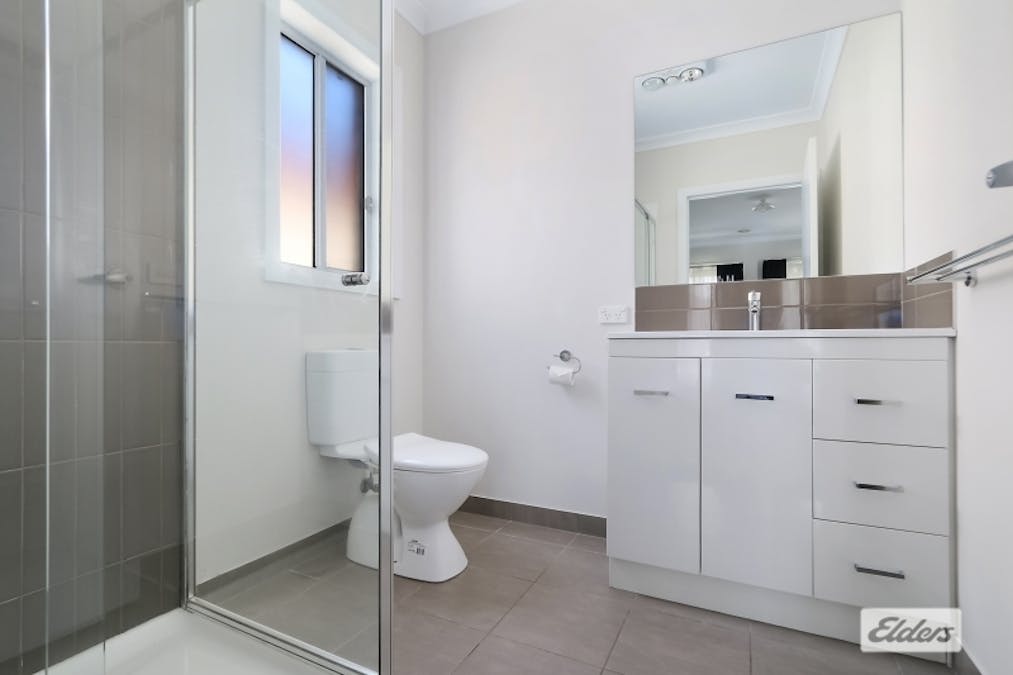 38 Omeara Street, Wodonga, VIC, 3690 - Image 5