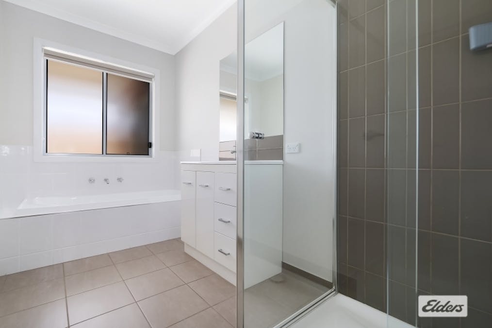 38 Omeara Street, Wodonga, VIC, 3690 - Image 7