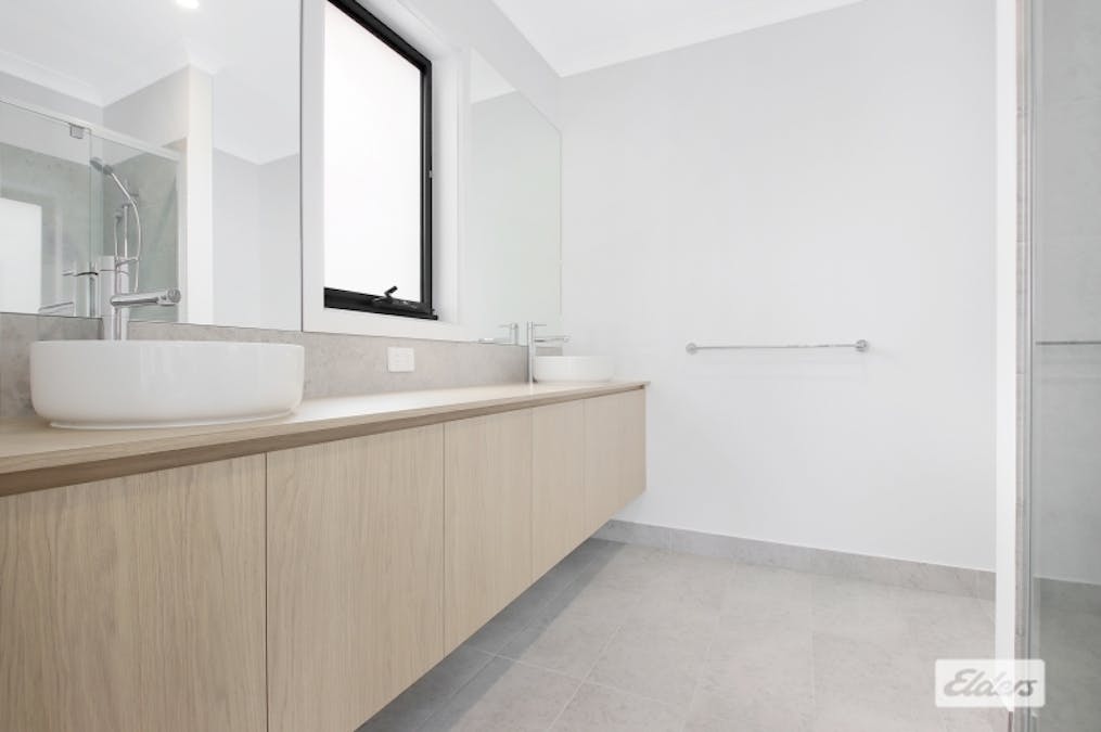 31 Cardiff Drive, Wodonga, VIC, 3690 - Image 3