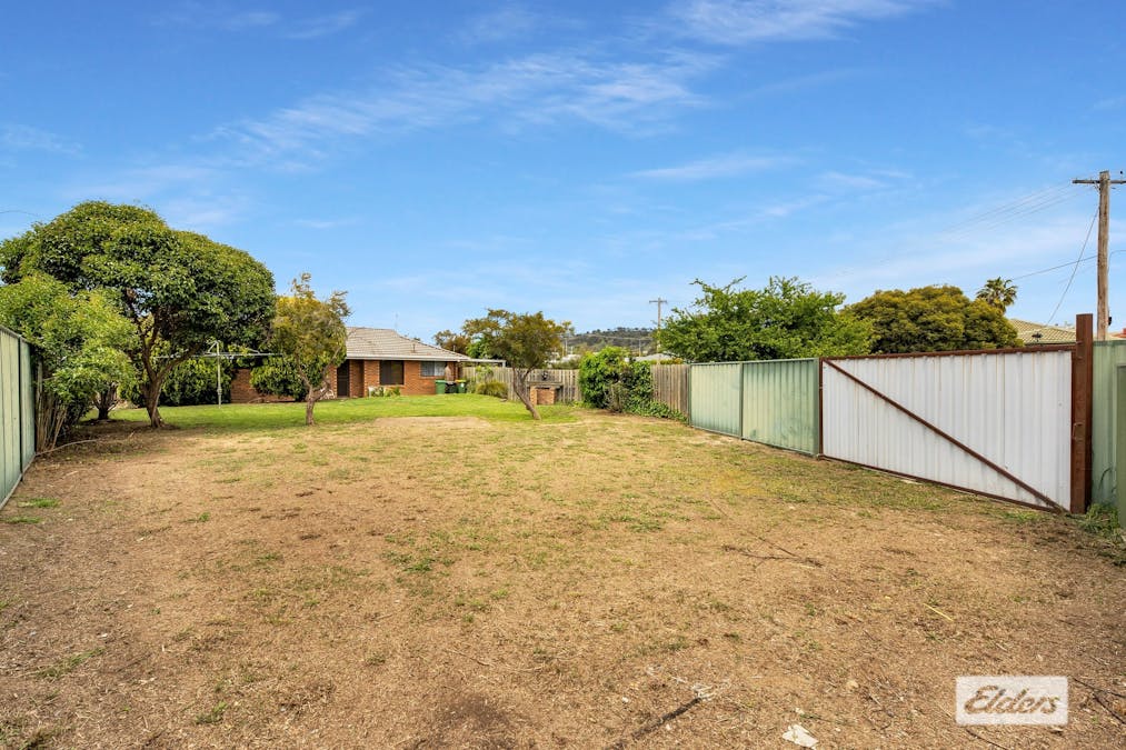 27 Gayview Drive, West Wodonga, VIC, 3690 - Image 7