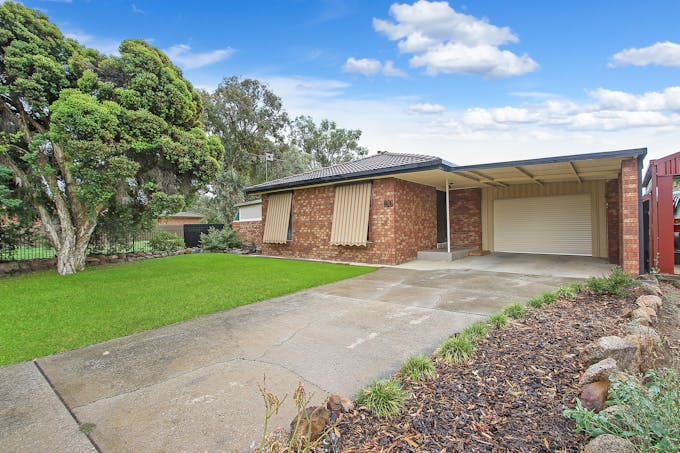 30 Julie Place, Lavington, NSW, 2641 - Image 1