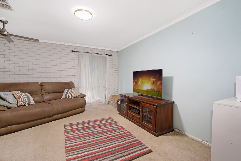 30 Julie Place, Lavington, NSW, 2641 - Image 3