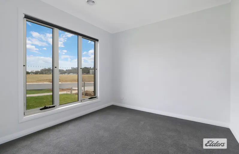 16 Stobie Crescent, Leneva, VIC, 3691 - Image 4