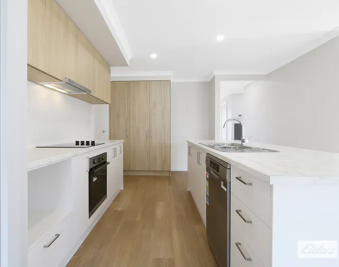 30 Unaipon Street, Leneva, VIC, 3691 - Image 6