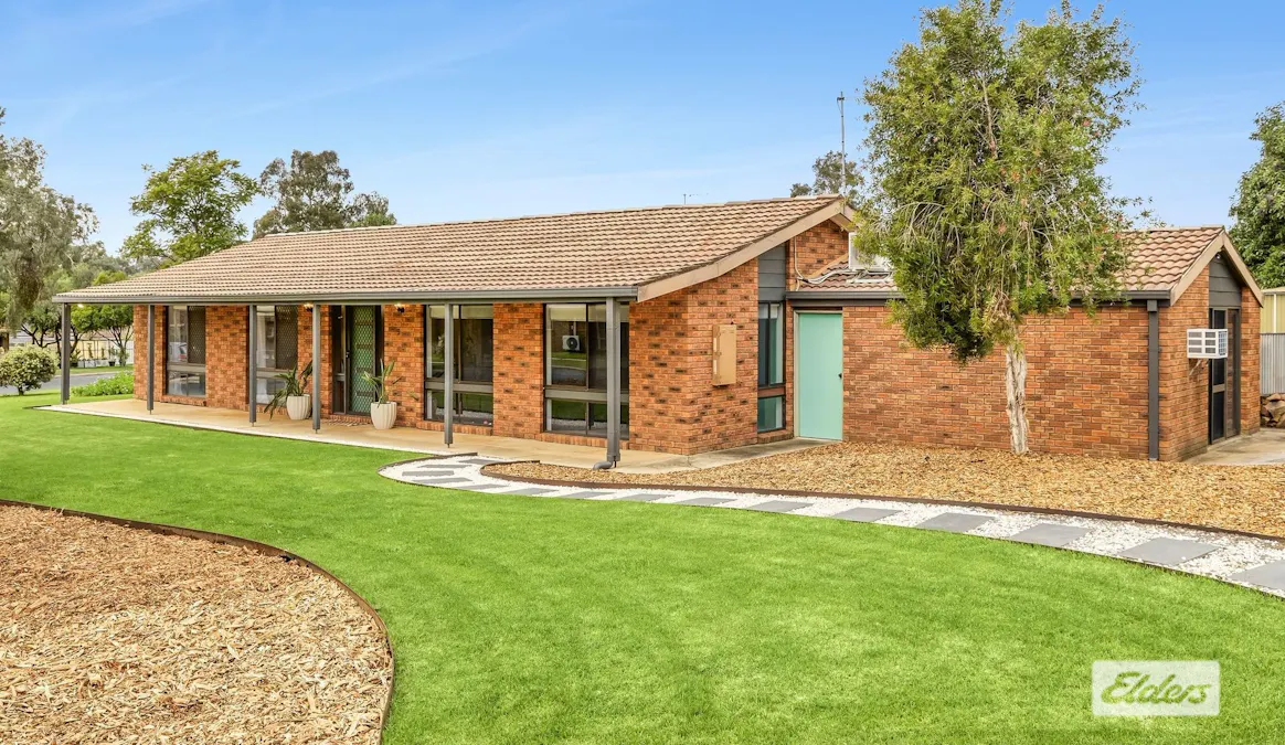 9 McEwen Crescent, West Wodonga, VIC, 3690 - Image 1