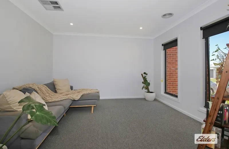 24 Margaret Court Drive, Baranduda, VIC, 3691 - Image 2