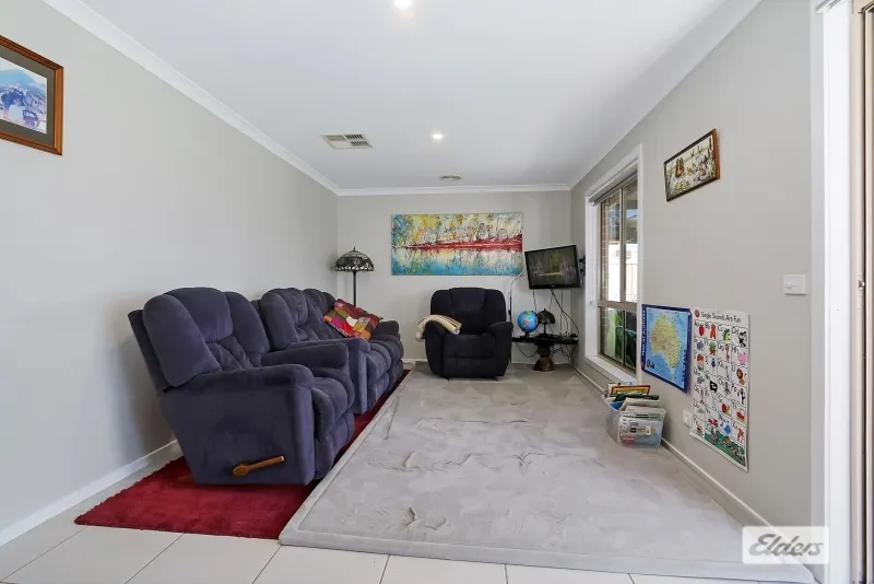 12 Throssell Crescent, Wodonga, VIC, 3690 - Image 7