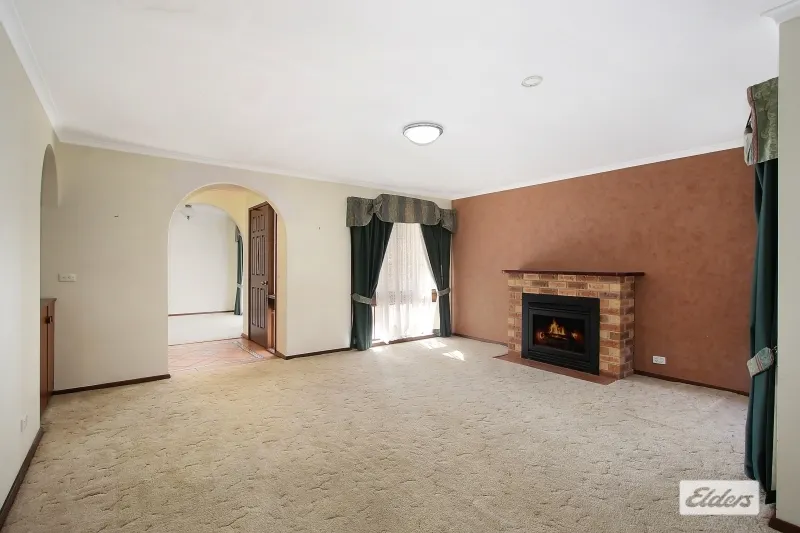 1085 Pemberton Street — photo 3 of 8
