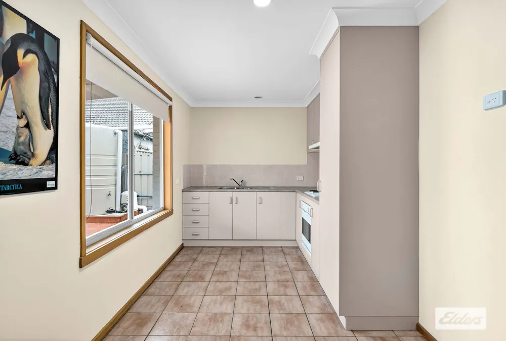 548 Thurgoona Street, Albury, NSW, 2640 - Image 2