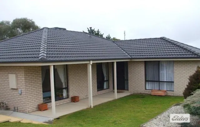 5 Flag Place — photo from Elders Real Estate Albury/Wodonga