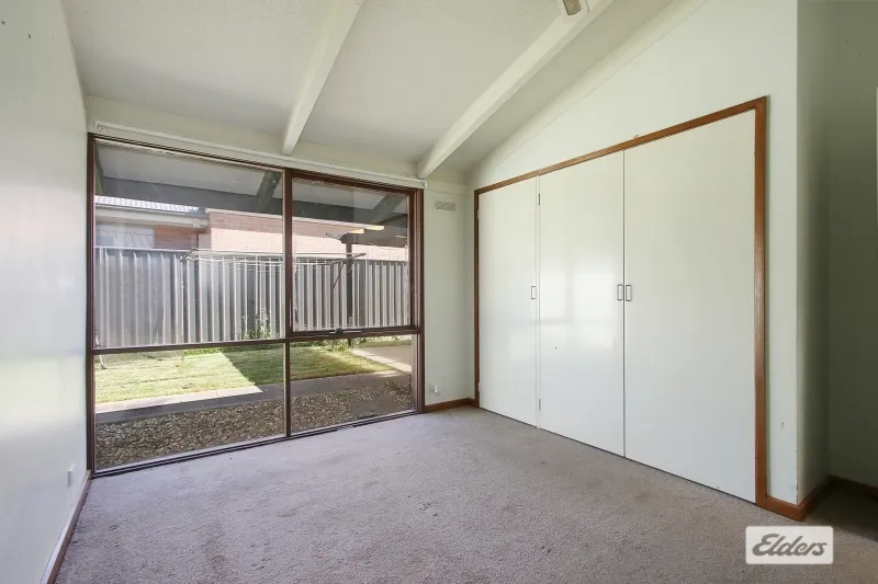1/5 Aberdeen Drive — photo 4 of 7