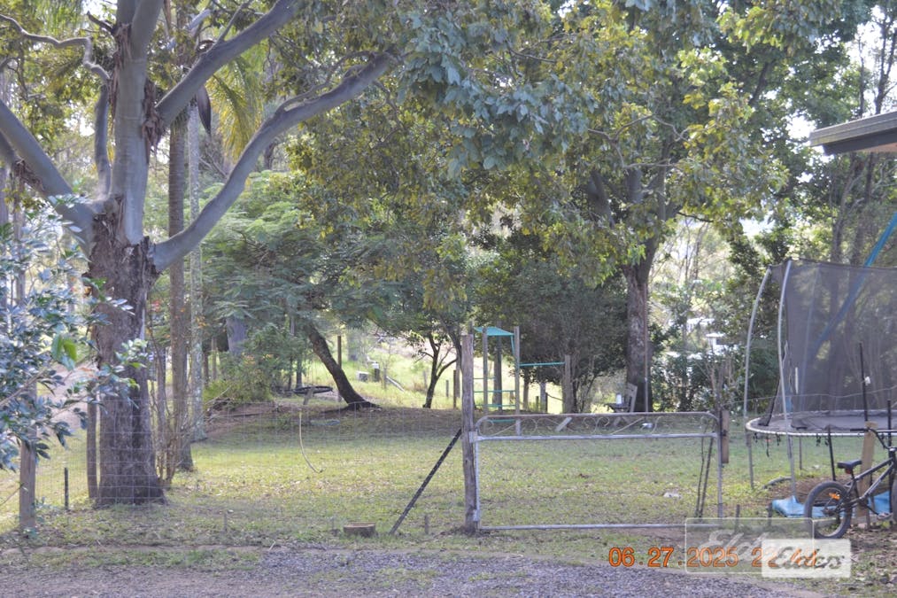 8 Thompson Road, Ross Creek, QLD, 4570 - Image 24