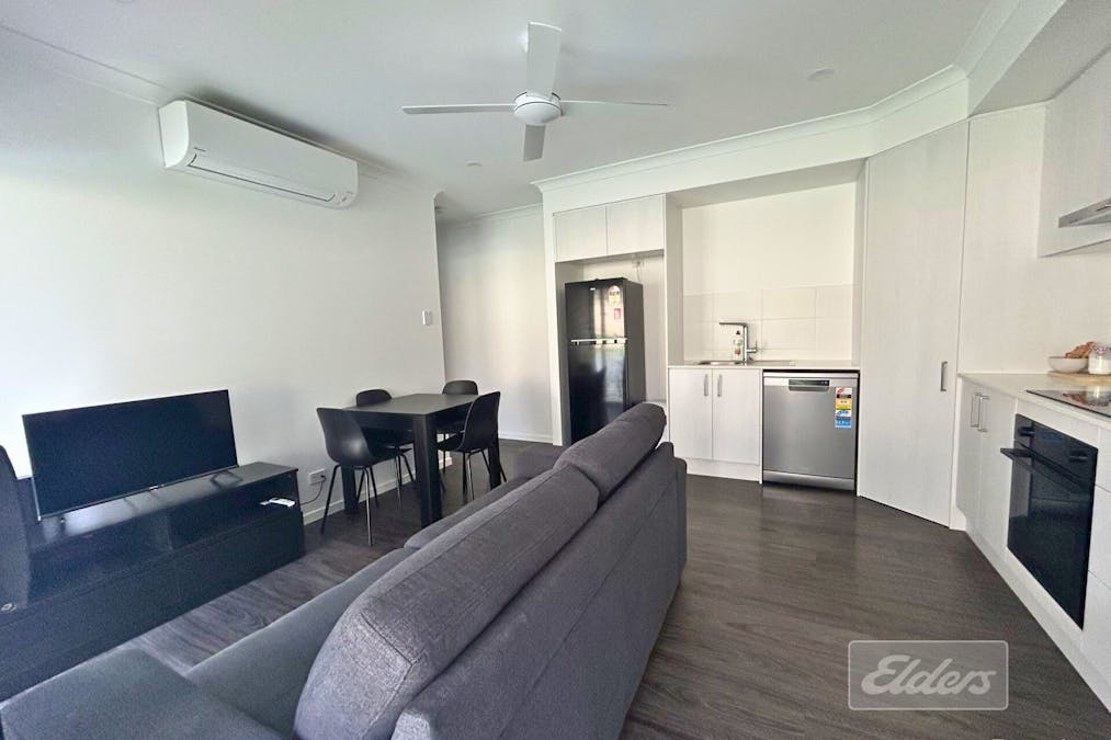 37 Excalibur Crescent, Southside, QLD, 4570 - Image 6