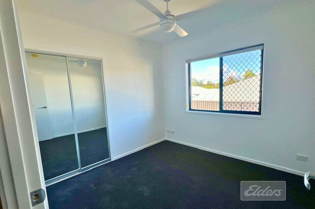 37 Excalibur Crescent, Southside, QLD, 4570 - Image 9