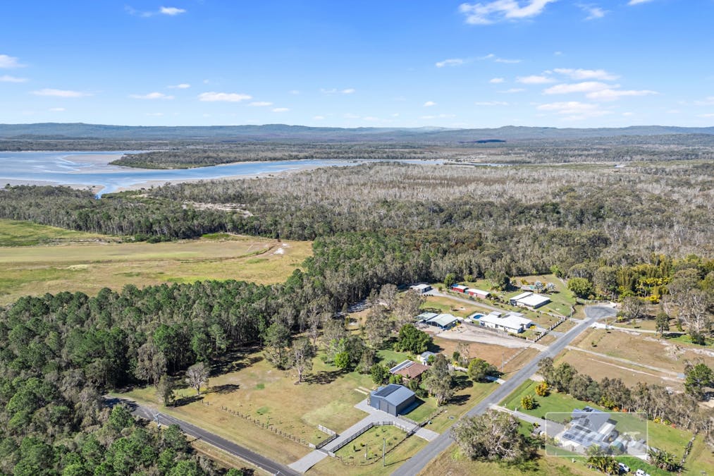 1 Oberon Court, Cooloola Cove, QLD, 4580 - Image 1