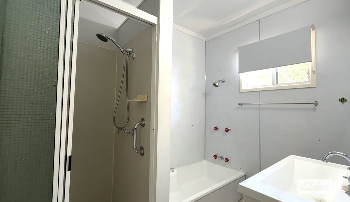 13 Wallace Street, Murgon, QLD, 4605 - Image 11