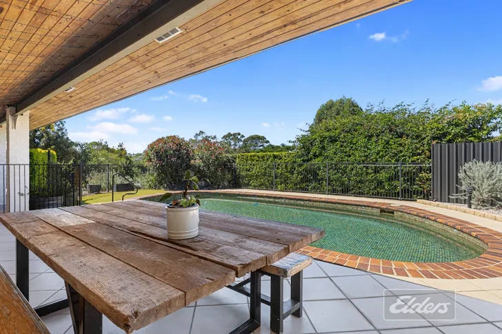 3 Emerald Drive, Southside, QLD, 4570