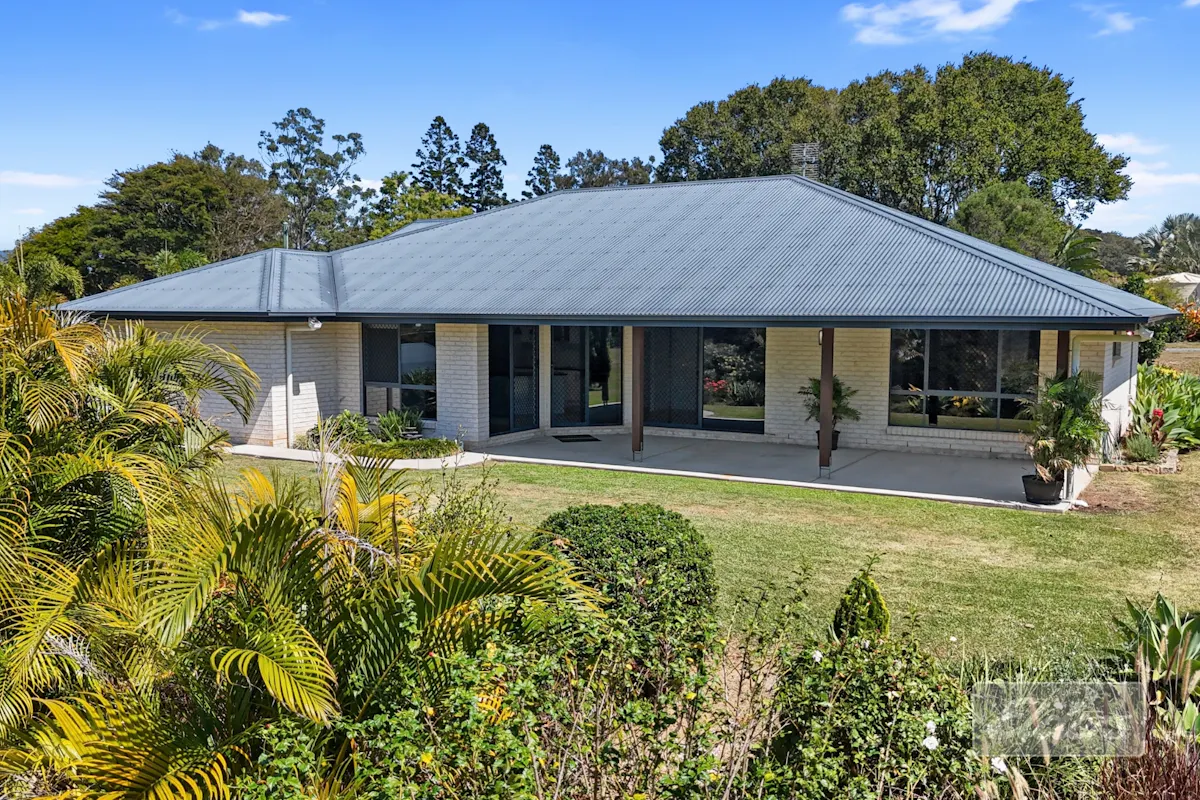 46 Larkin Road — photo 3 of 23
