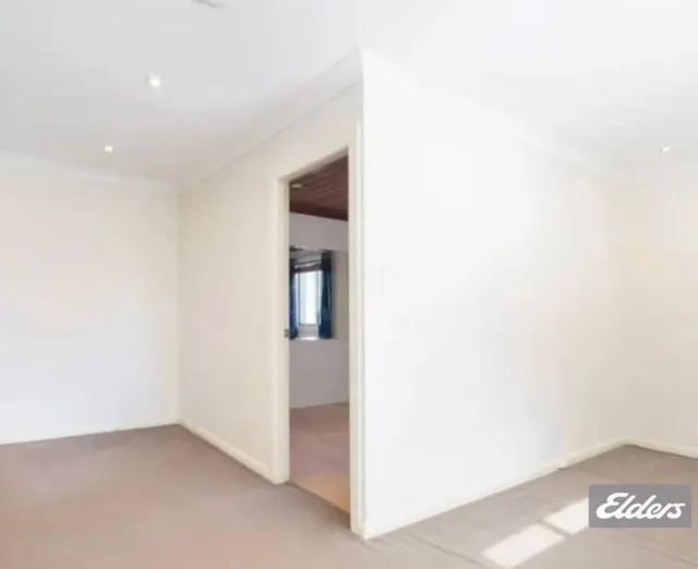 9A Macks Glen, Beaumont Hills, NSW, 2155 - Image 4