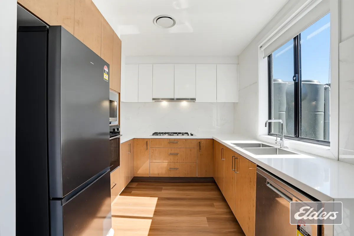 142 Ketley Circuit — photo 4 of 11