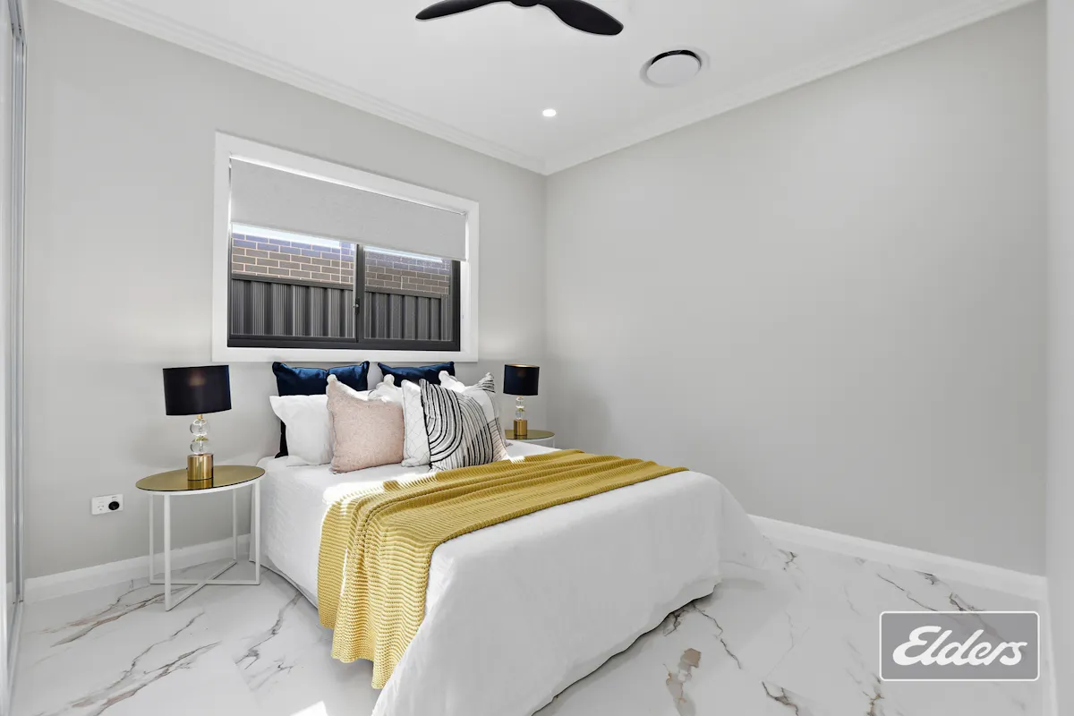 59 Swiss (oakville) Drive — photo 11 of 30