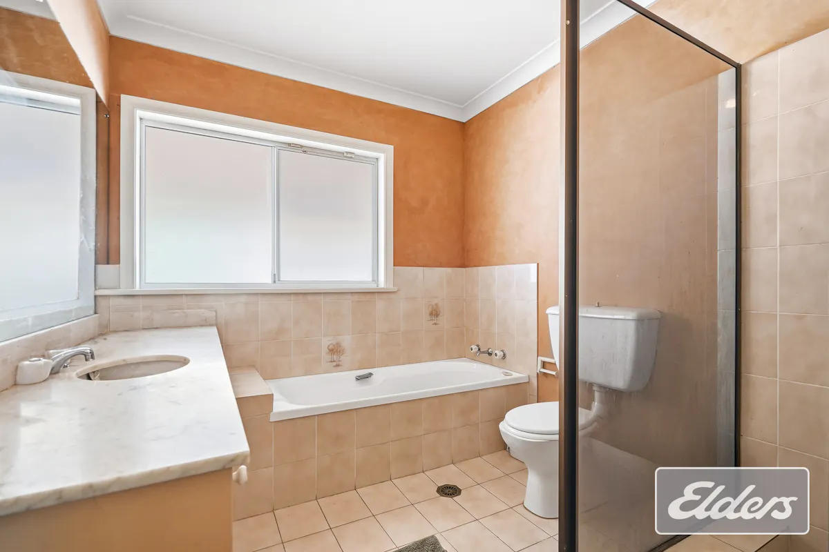 273 Saunders Road — photo 12 of 28