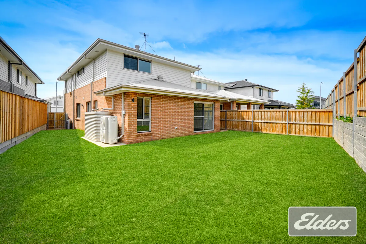 8 Hubert Street — photo 8 of 9