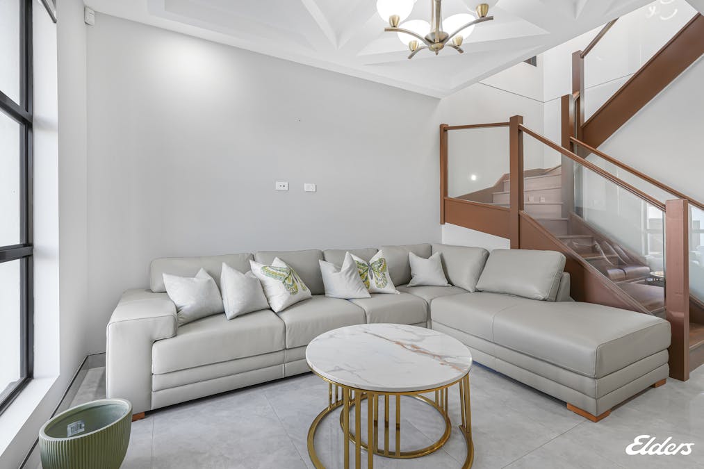 8 Woodgate Parkway, Box Hill, NSW, 2765 - Image 2