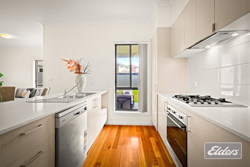 14 Pleasance Street, Box Hill, NSW, 2765 - Image 6