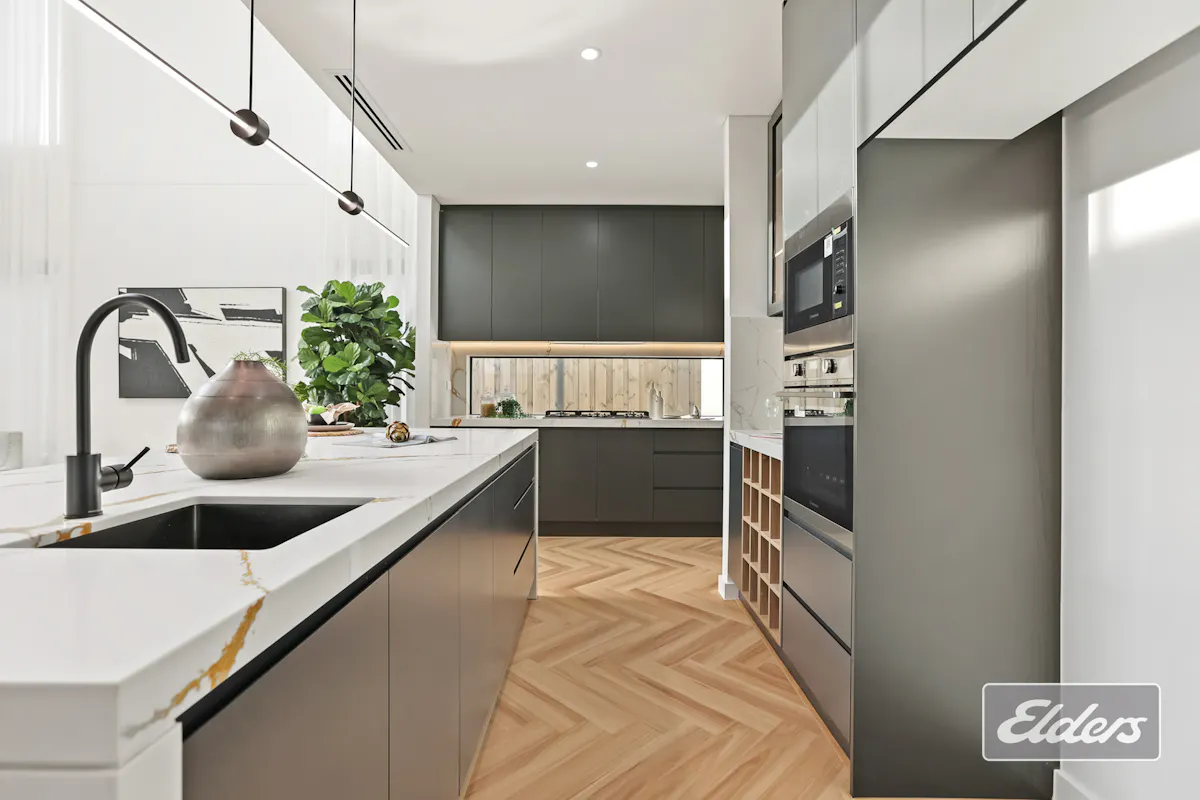 35 Aaron Street — photo 9 of 30