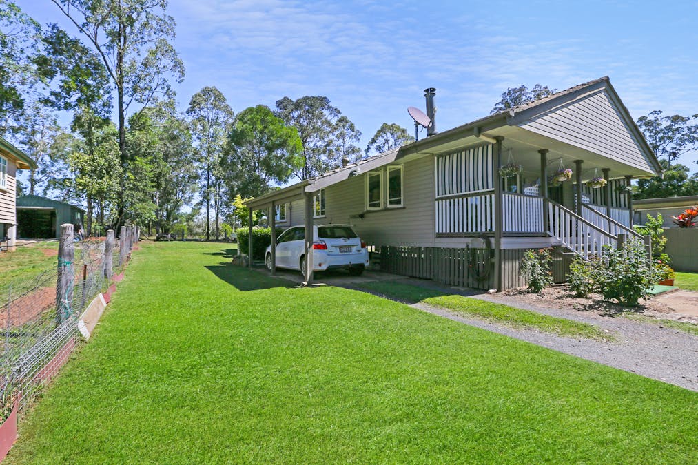 27 BLACKBUTT Street, Blackbutt, QLD, 4314 - Image 25