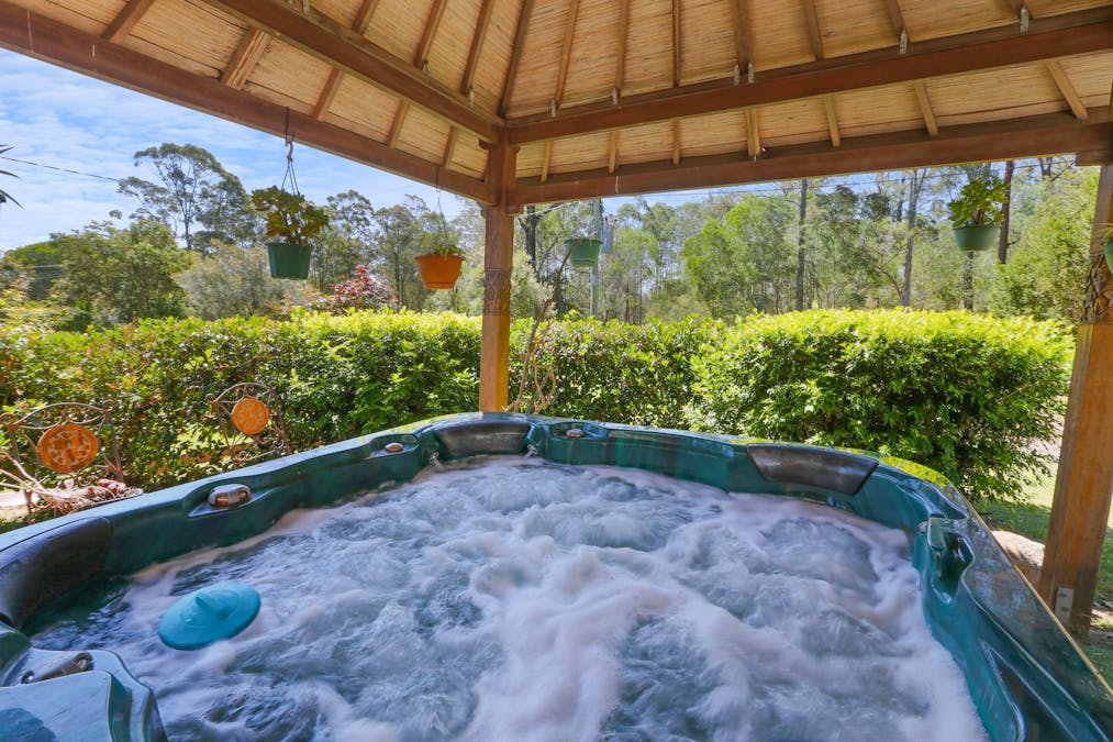 27 BLACKBUTT Street, Blackbutt, QLD, 4314 - Image 9