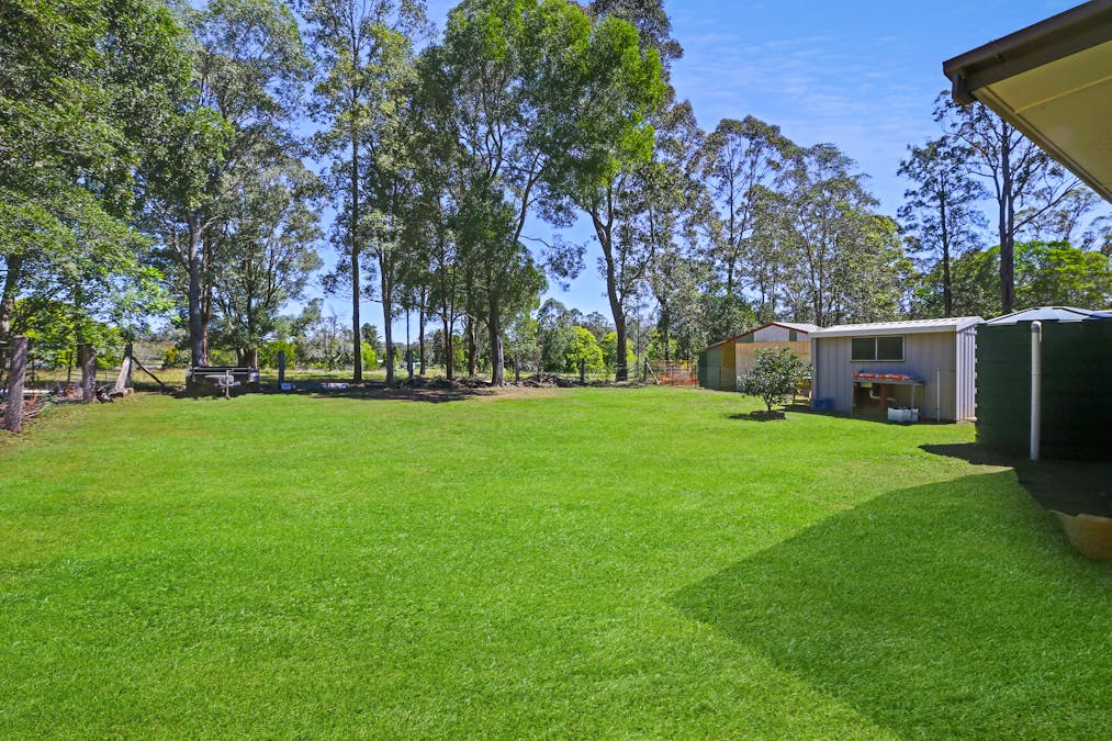 27 BLACKBUTT Street, Blackbutt, QLD, 4314 - Image 13