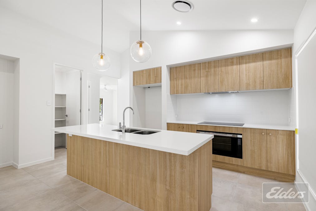 31 Brendan Way , Victoria Point, QLD, 4165 - Image 2