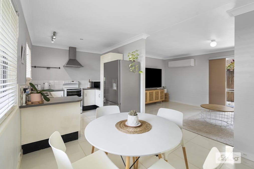 232 Cane Street, Redland Bay, QLD, 4165 - Image 3